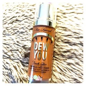 Too faced SCENTED face primer. Caramel sparkle.